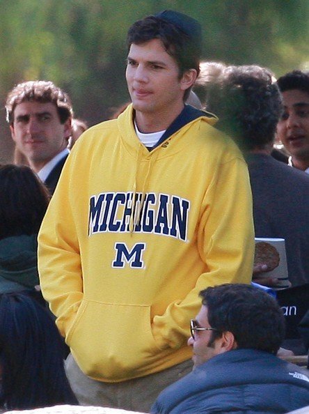 Эштон Кутчер