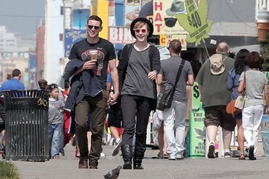 Эван Рейчел Вуд