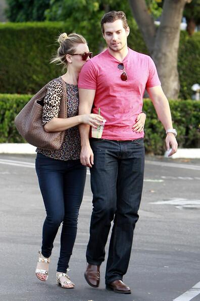 Генри Кэвилл