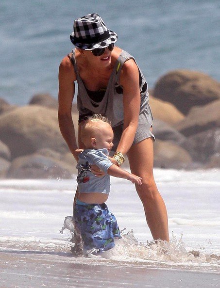 Гвен Стефани с семьей