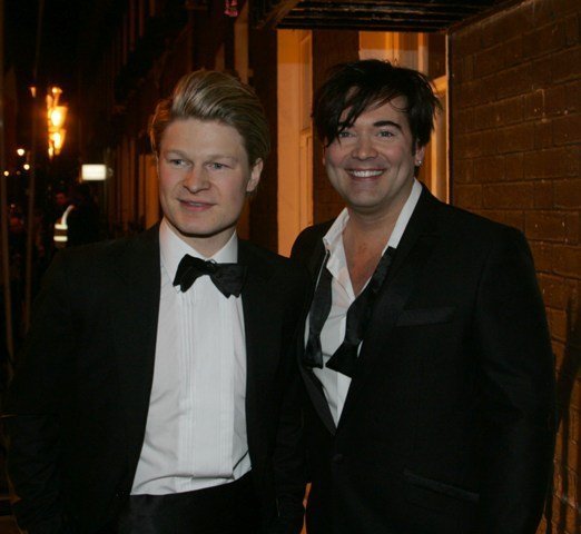 Имон Фаррел