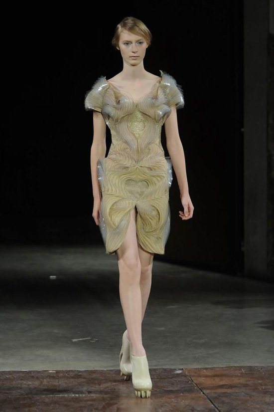 Ирис ван Херпен