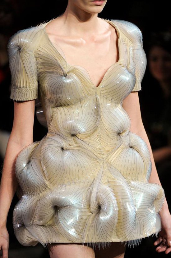 Ирис ван Херпен