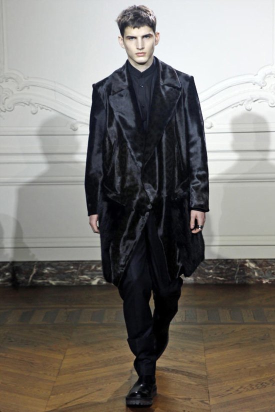 Ив Сен Лоран