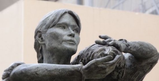 Карла Бруни