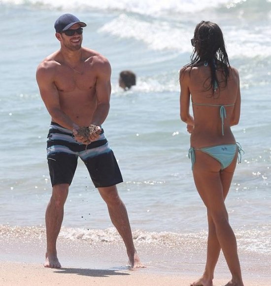 Келлан Латс