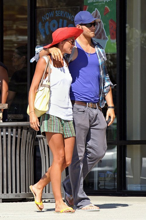 Келлан Латс