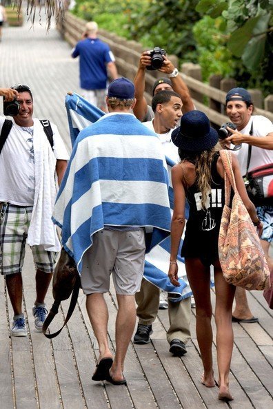 Келлан Латс