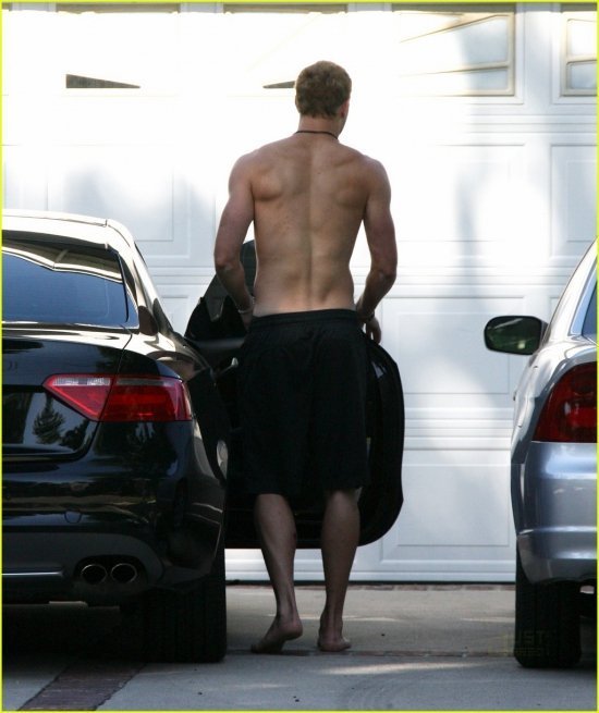 Келлан Латс