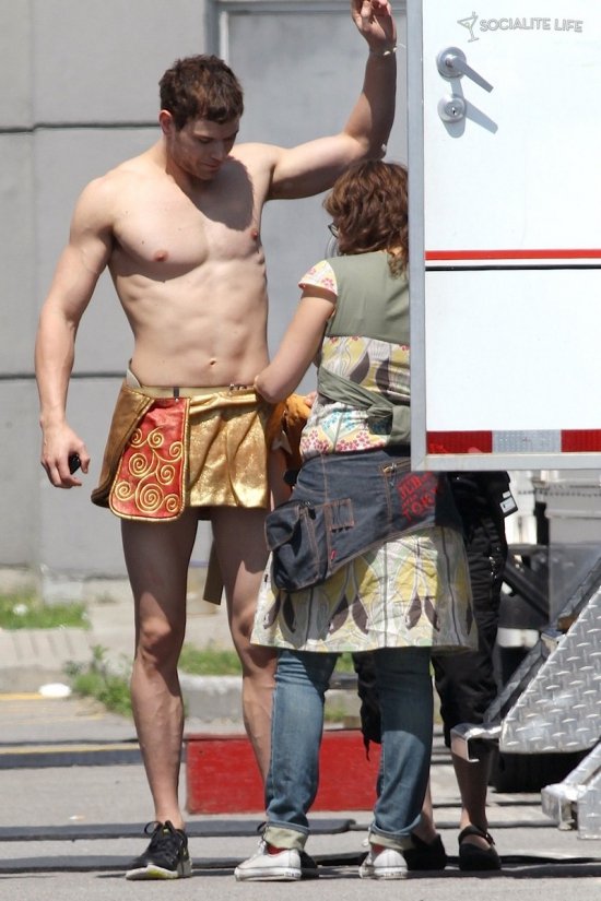 Келлан Латс