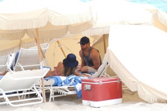 Келлан Латс