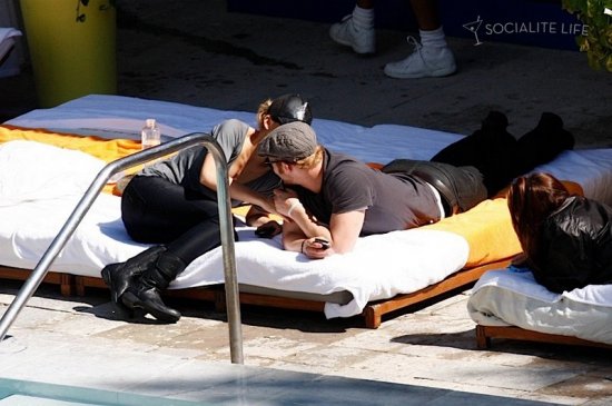 Келлан Латс и Анналин МаКорд