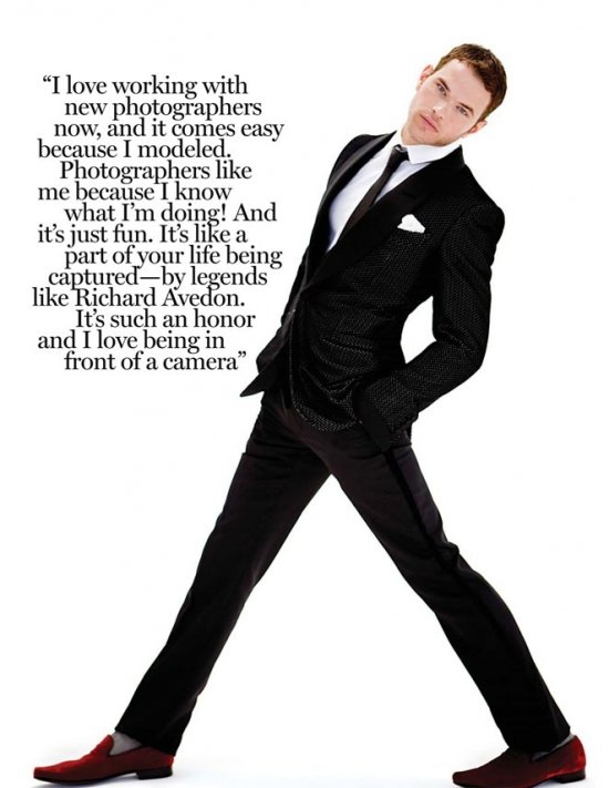 Келлан Луц для August