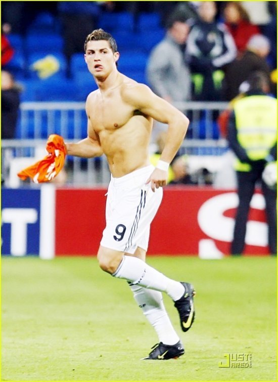 Криштиану Роналду8