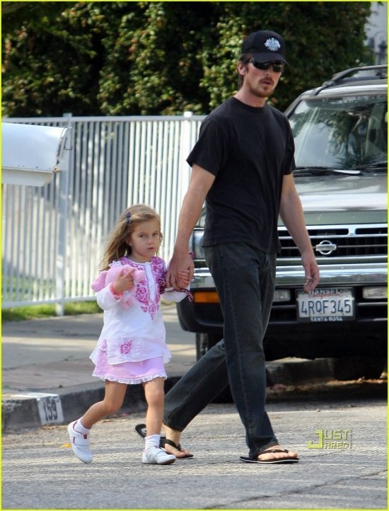 Кристиан Бейл с дочкой Эммелин