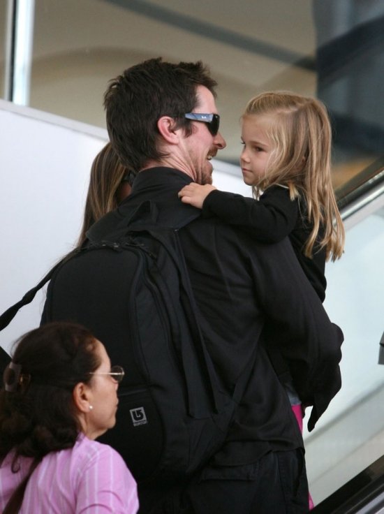 Кристиан Бейл с семьей