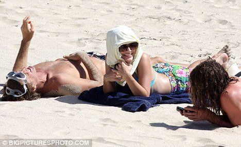 Кристин Дэвис3