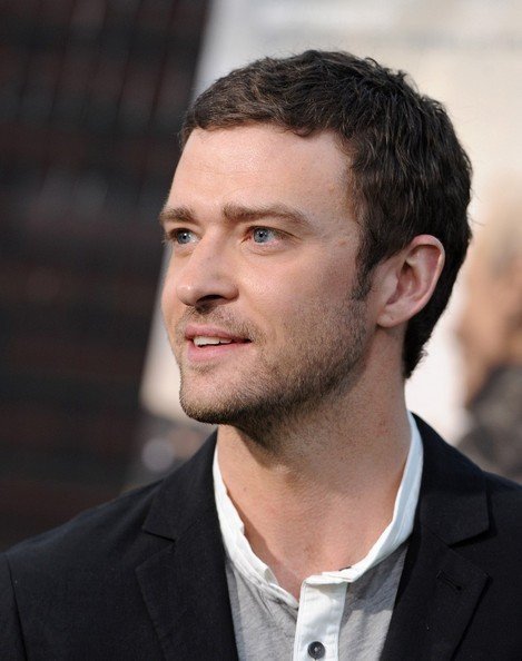 Крученый мяч