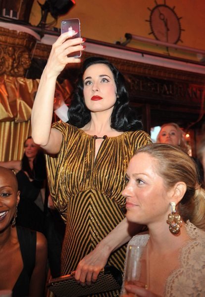 Lambertz Chocolate Fashion Party