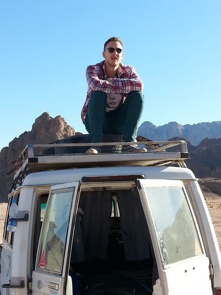 Лена Катина