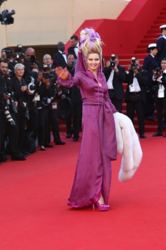 Лена Ленина