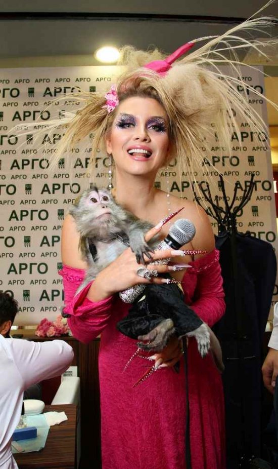 Лена Ленина