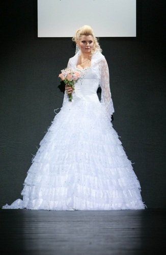 Лена Ленина