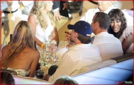 Леонардо Ди Каприо и Бар Рафаэли