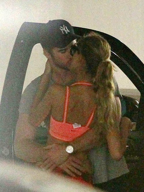 Лиам Хемсворт