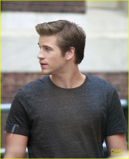 Лиам Хемсворт