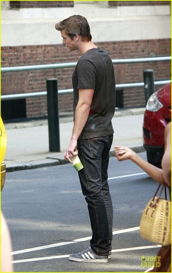 Лиам Хемсворт