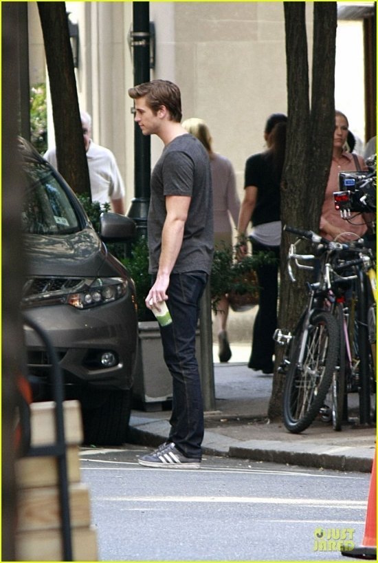 Лиам Хемсворт