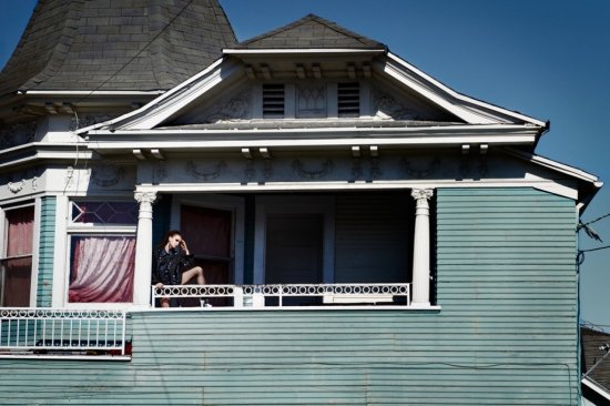 Лили Коллинз