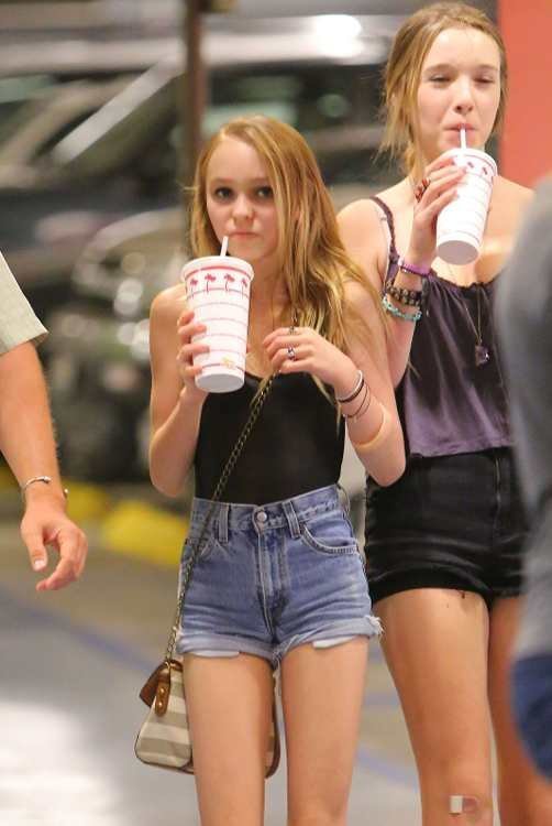 Лили Роуз Мелоди Депп