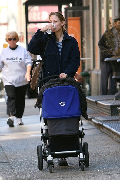 Лили Собески