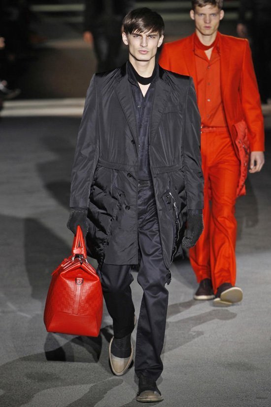 Луи Вуиттон