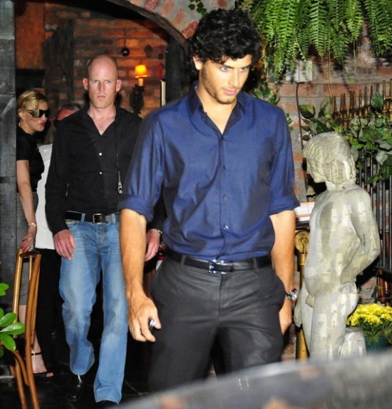 Мадонна и Хесус Лус