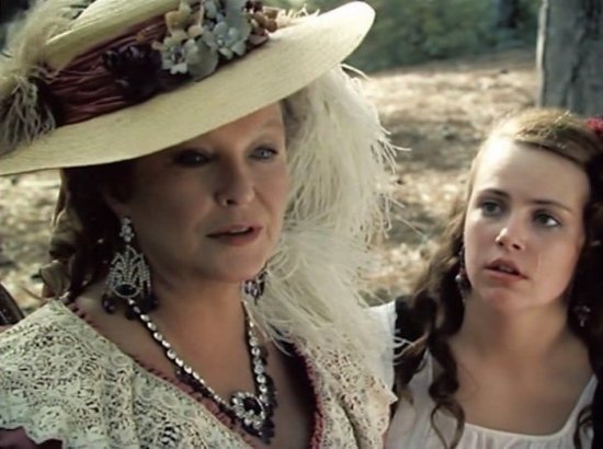 Марина Влади