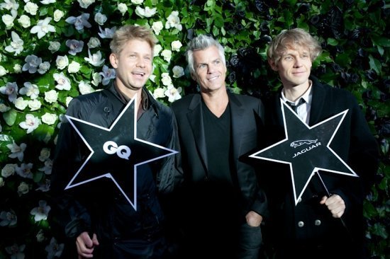 Марк Абрахамс. Два цвета