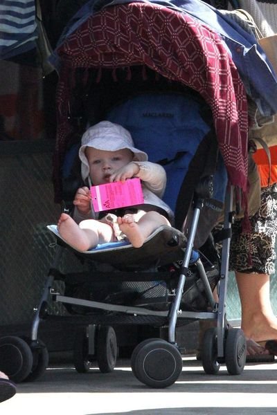 Мэгги Джилленхол