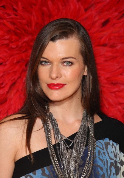 Милла Йовович в Лондоне