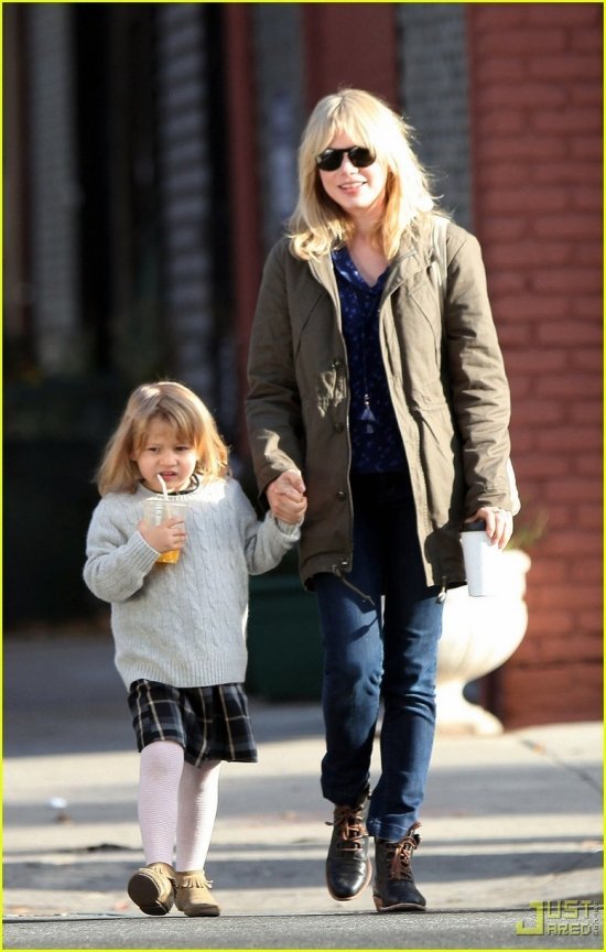 Мишель Уильямс и Матильда Леджер