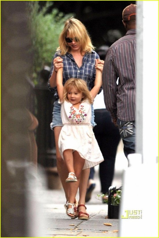 Мишель Уильямс и Матильда Леджер