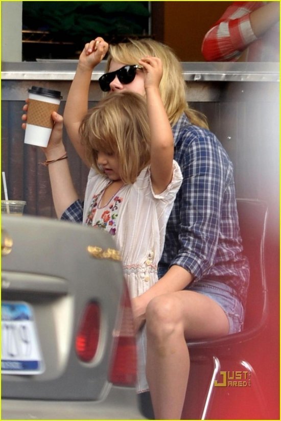 Мишель Уильямс и Матильда Леджер