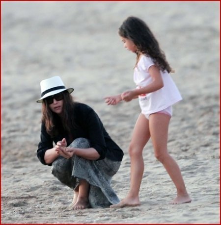 Моника Белуччи