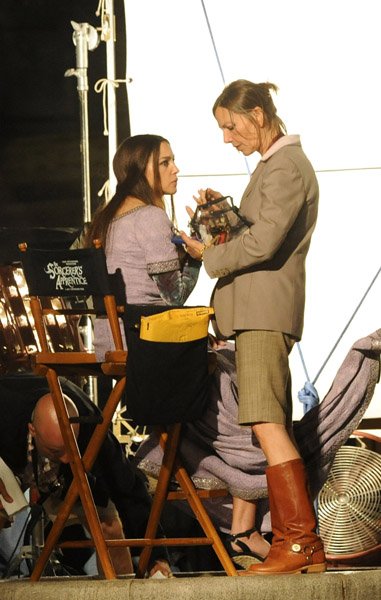 Моника Белуччи на съемках 