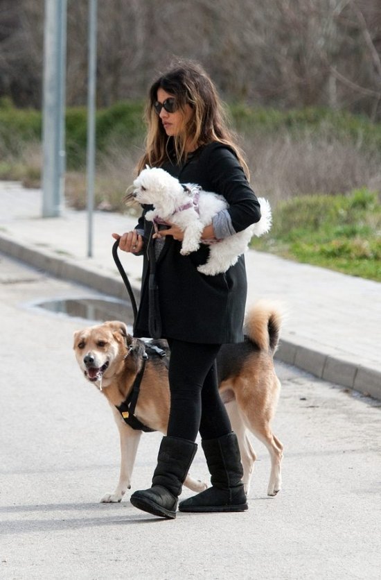 Моника Крус