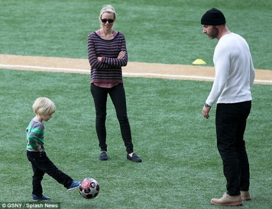 Наоми и Лив