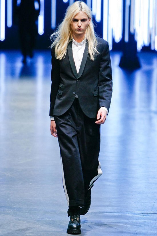 Нейл Барретт