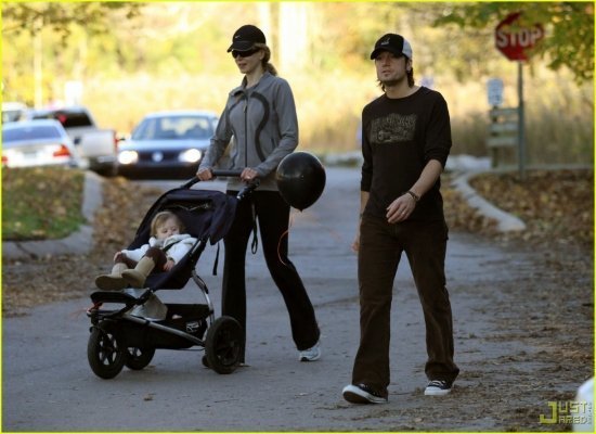 Николь Кидман с семьей